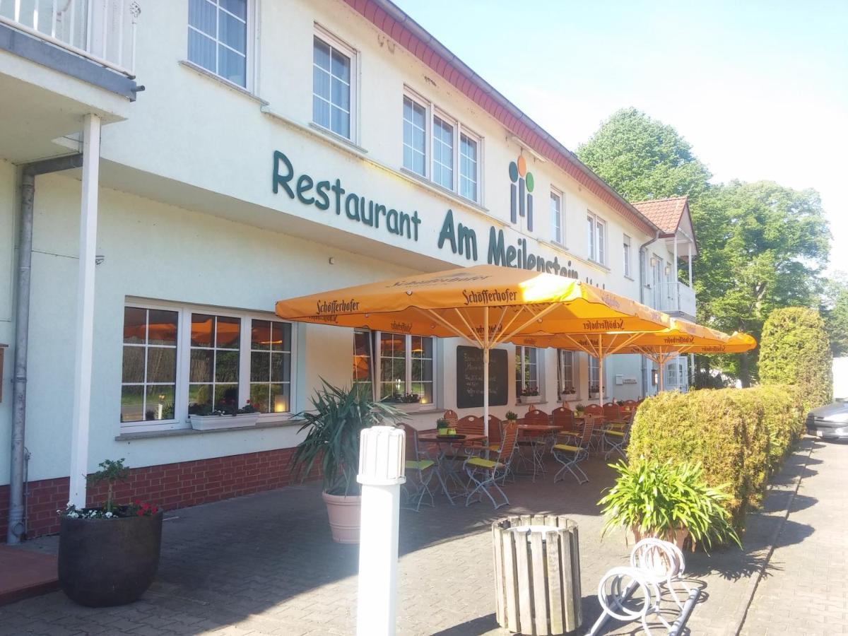 Hotel Am Meilenstein Dunkelforth Extérieur photo