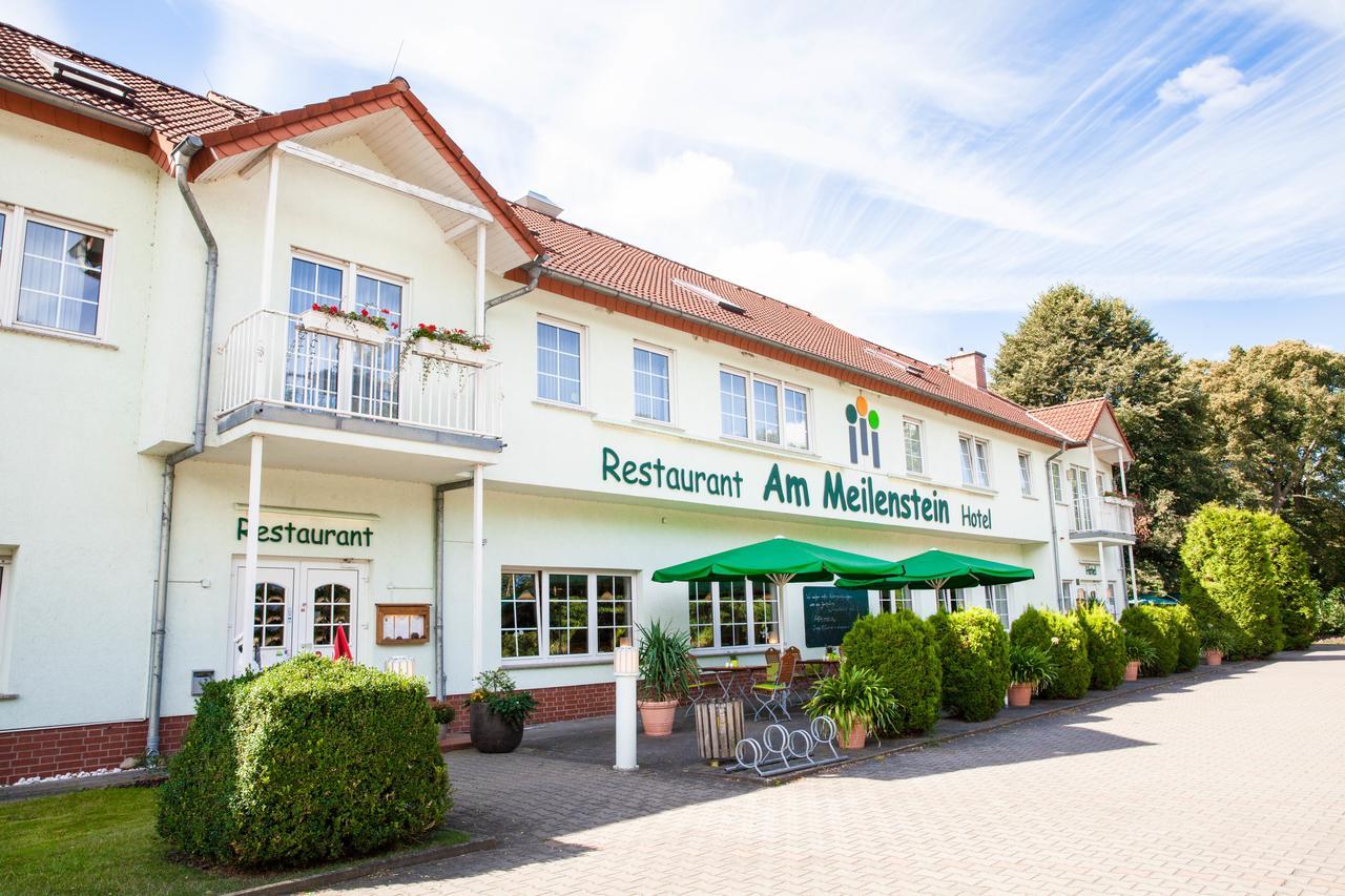 Hotel Am Meilenstein Dunkelforth Extérieur photo