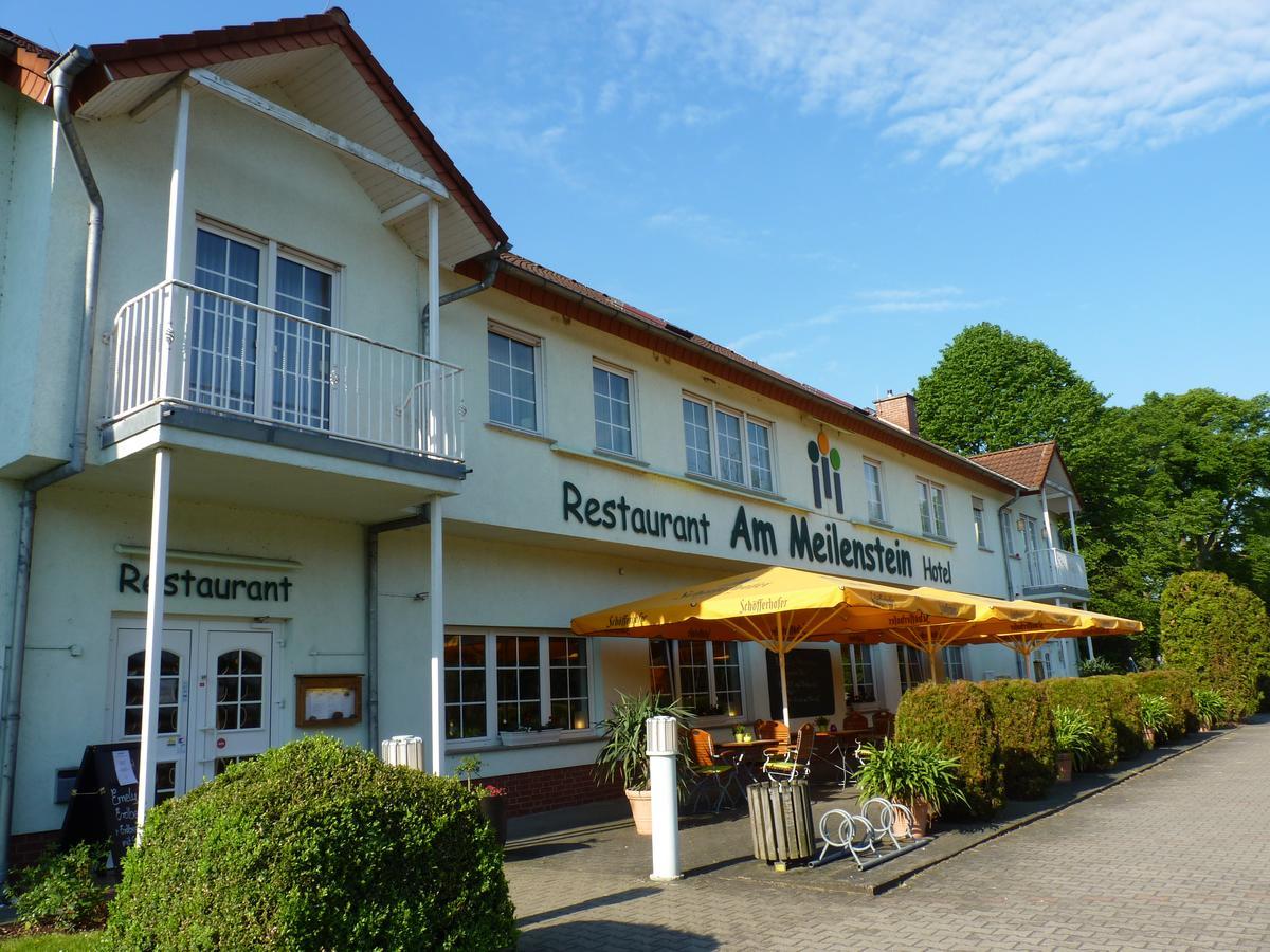 Hotel Am Meilenstein Dunkelforth Extérieur photo