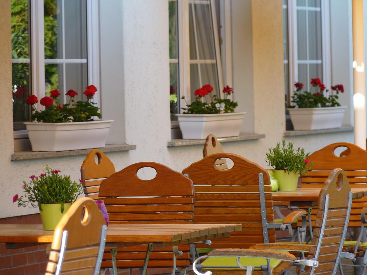 Hotel Am Meilenstein Dunkelforth Extérieur photo